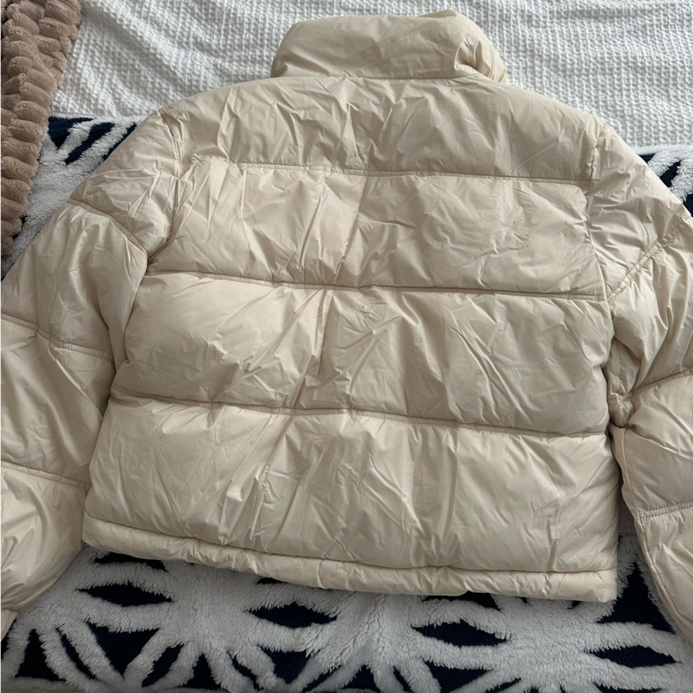 American Eagle Cropped Puff Jacket - image 2